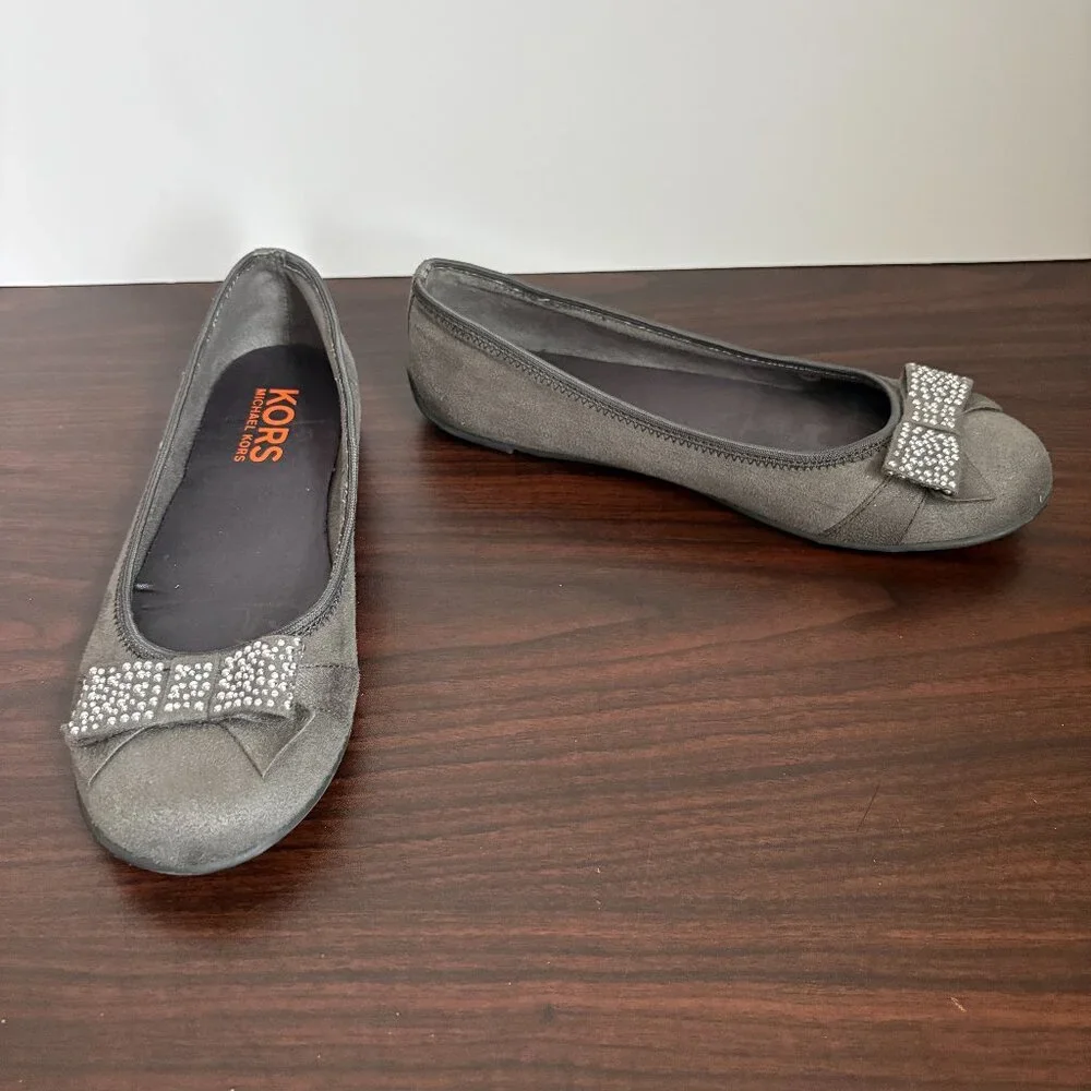 KORS Michael Kors Grey Fabric Ballet Flats Rhinestone Bow Accent Suede Feel 5